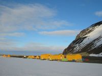 Camp at Cape Hallett on the edge of Willett Cove. (Antarctica New Zealand)