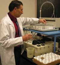 Figure 2. Measuring nitrogen and phosphorus in river water samples from the NRWQN on the Flow Injection Analyser (FIA) in NIWA Hamilton’s water quality laboratory. Image - Janice Meadow.