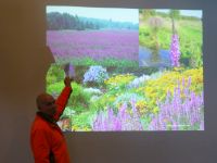 Ian Hankin (DOC) speaking to Halswell School students about purple loosestrife control in Canterbury. Photo: Murray Dawson